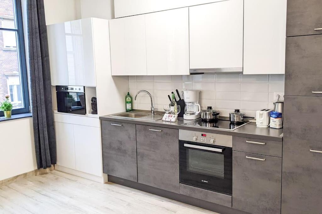 Modern Luxe In Heart Of Downtown Apartamento